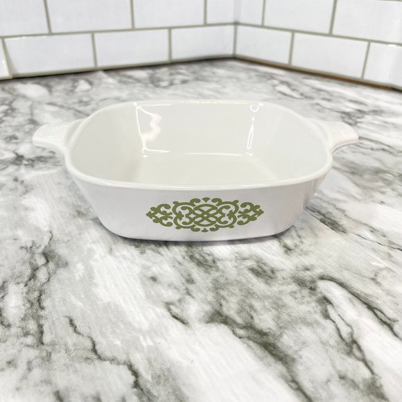 VTG Corning Ware Green Medallion Macrame 1 3/4 Cup Petite Baker Pan - Picture 1 of 7